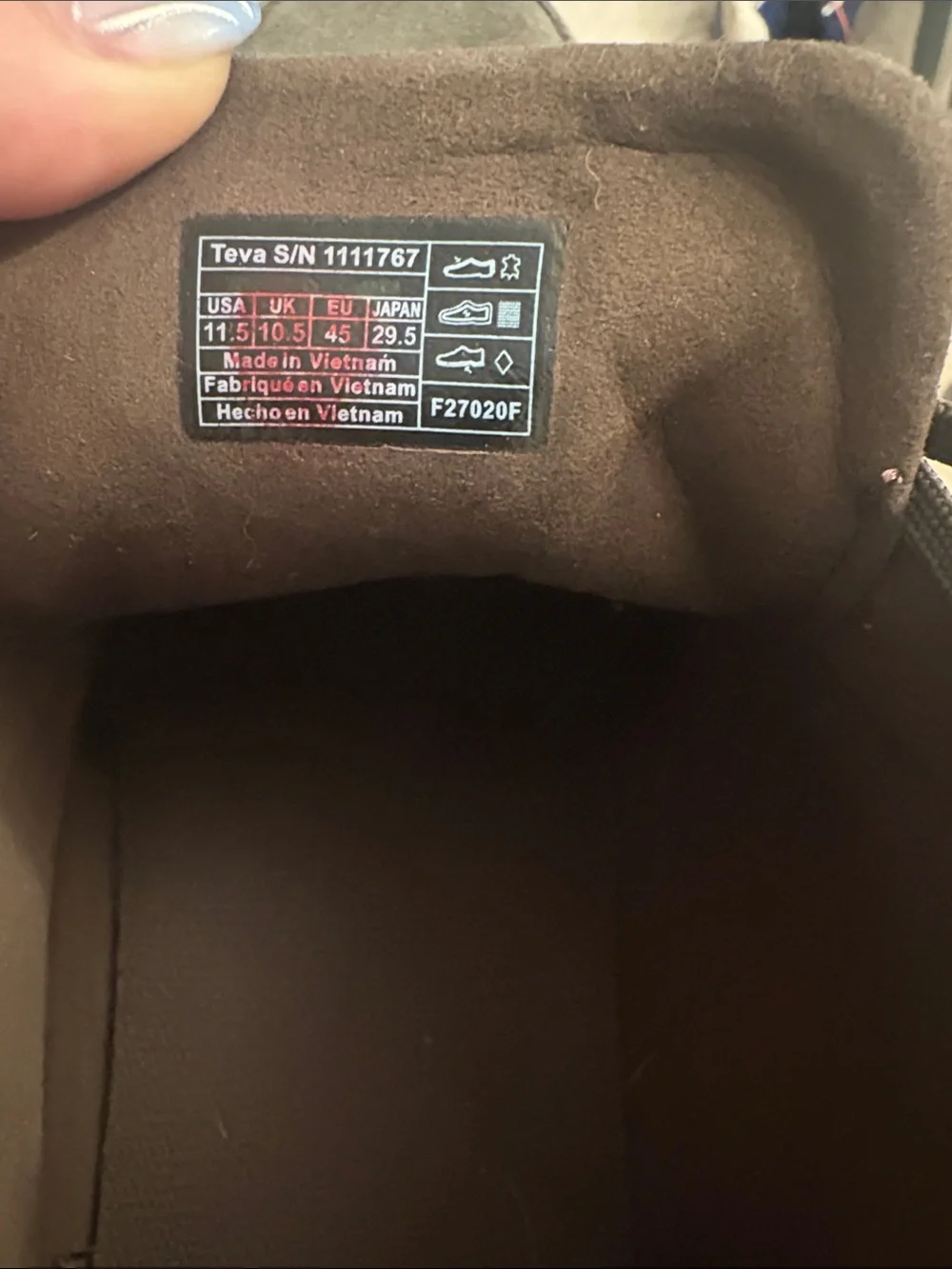 Teva suede chukka